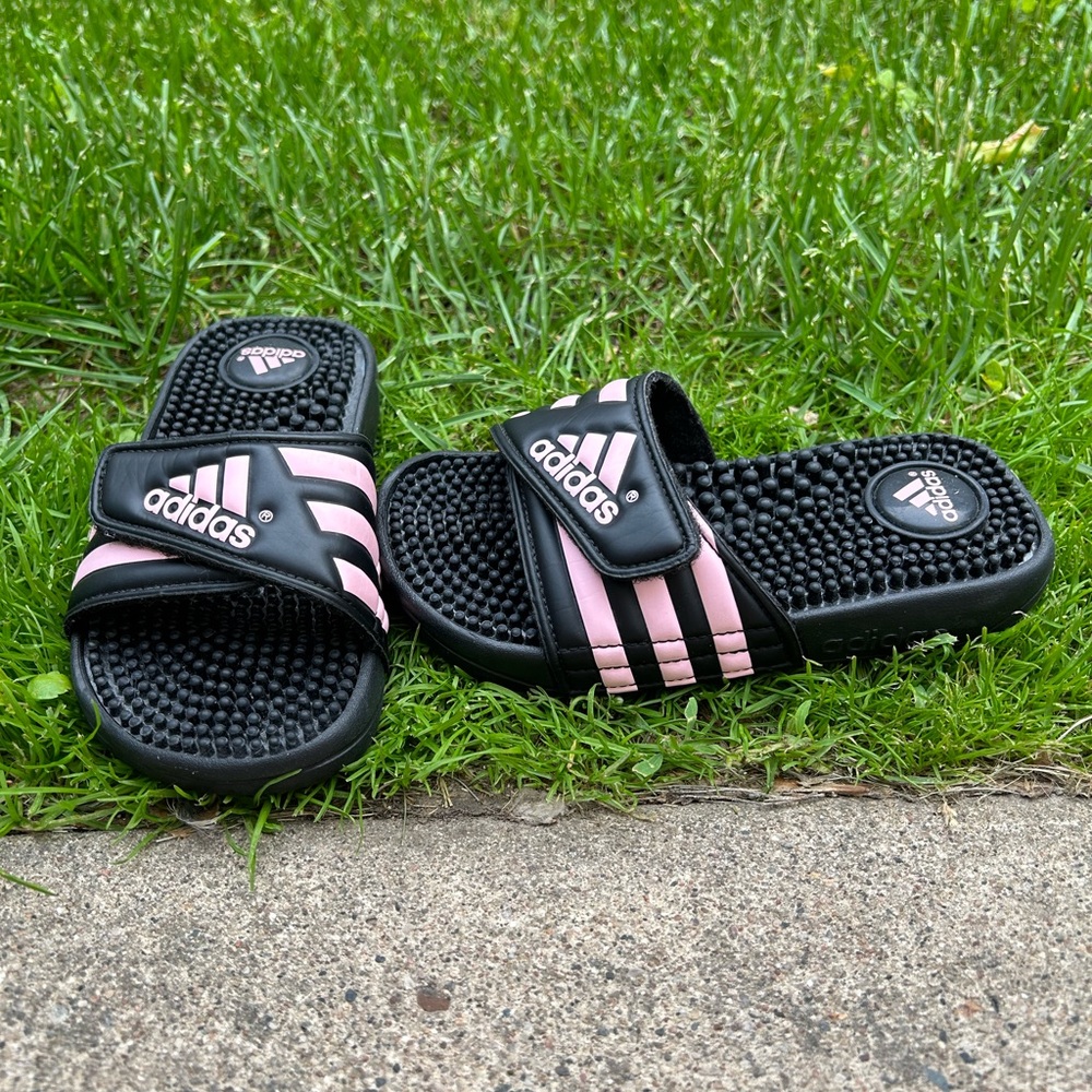 Adidas Black and light pink addissage slides Size 12k